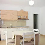 Best Summer 公寓式酒店 格勒姆