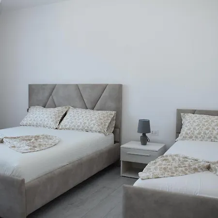 Best Summer Golem (Tirana)