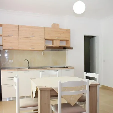 Best Summer Aparthotel Golem (Tirana)