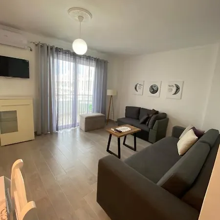 Best Summer Aparthotel *